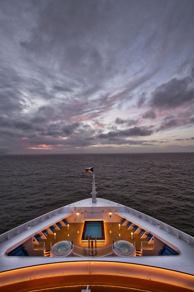 Free places, discounts and new ports for P&O 2023/4&nbsp;cruises