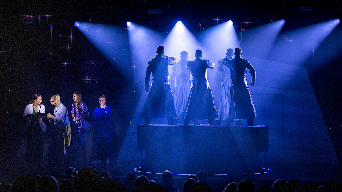 Gary Barlow special guest at cruise ship Take That&nbsp;premiere