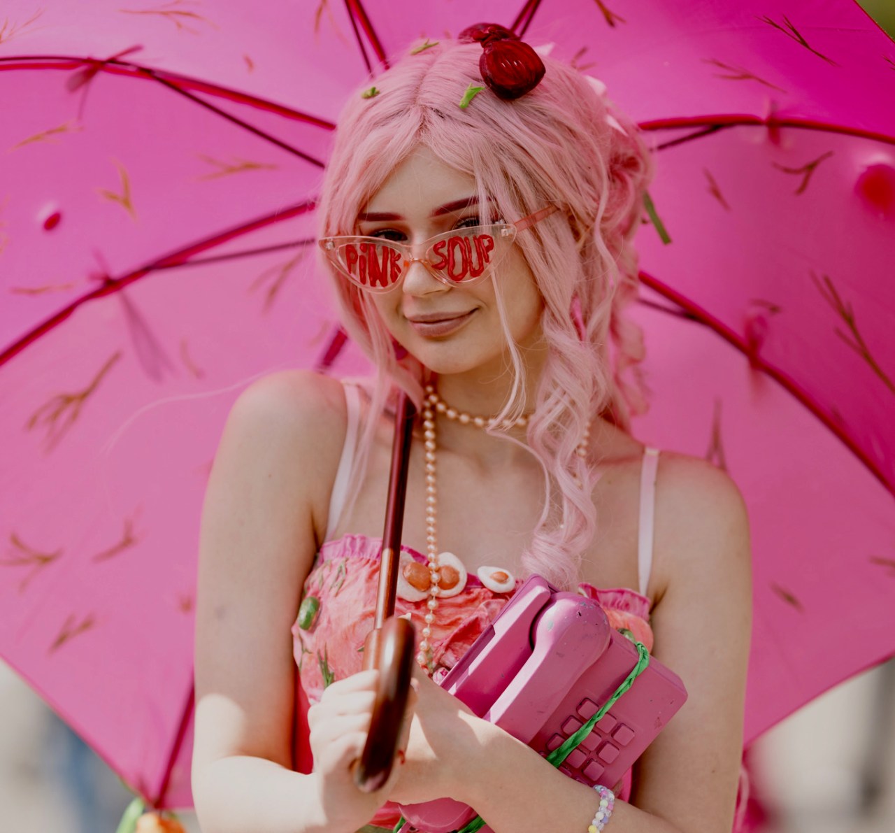 90,000 expected at festival in honour of cold bright pink soup