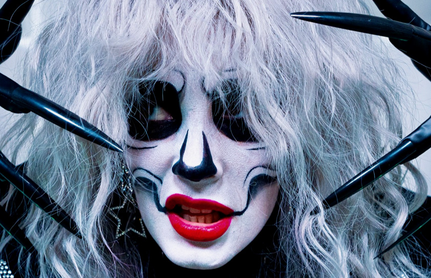 Enter Sandman, Psycho Killer and Broken Peach – it’s Halloween!